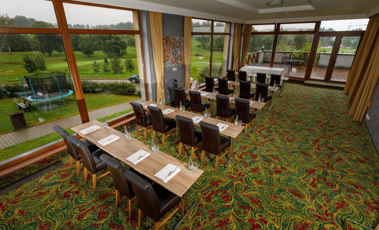 Hotel International Vel'ka Lomnica Eksteriør billede