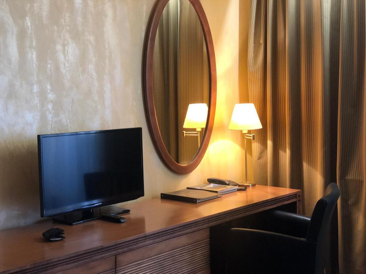 Hotel International Vel'ka Lomnica Eksteriør billede